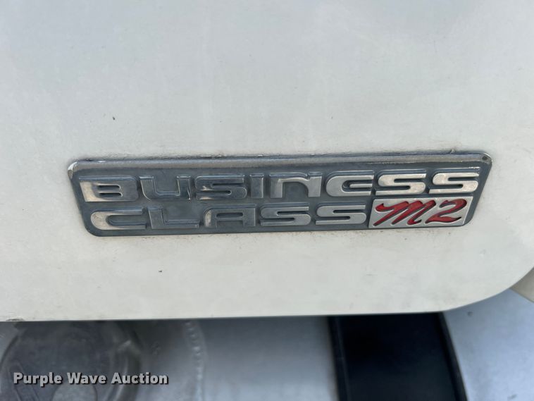 image for item JM9190 2007 Freightliner Business Class M2  semi truck