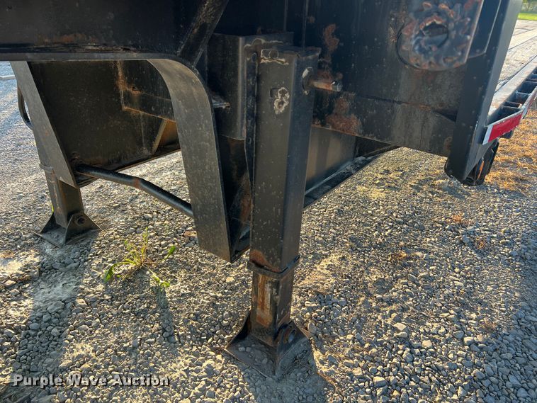 image for item JM9197 1989 Trail King TS70CS-482  drop deck trailer