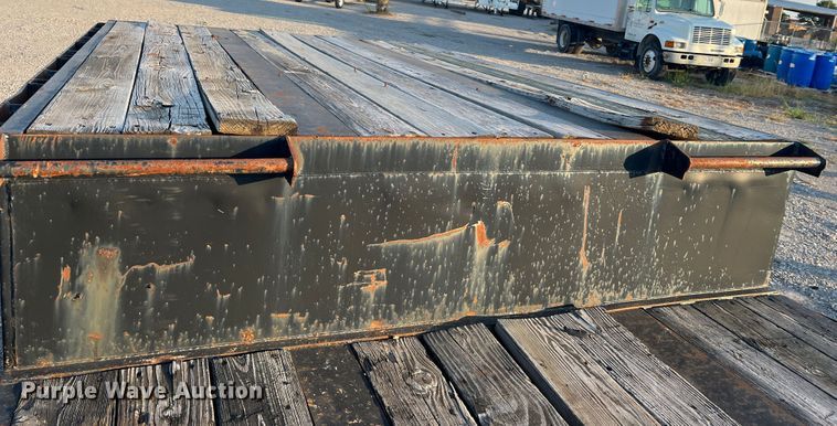 image for item JM9197 1989 Trail King TS70CS-482  drop deck trailer