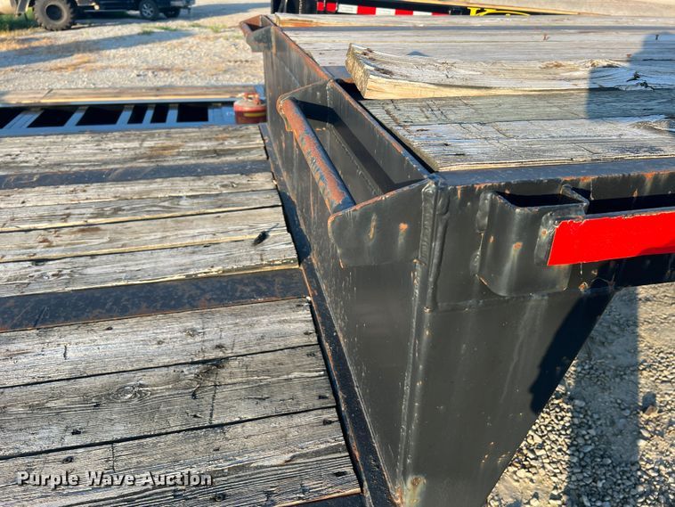 image for item JM9197 1989 Trail King TS70CS-482  drop deck trailer