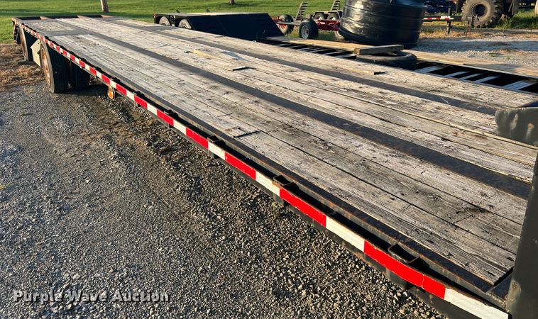 image for item JM9197 1989 Trail King TS70CS-482  drop deck trailer
