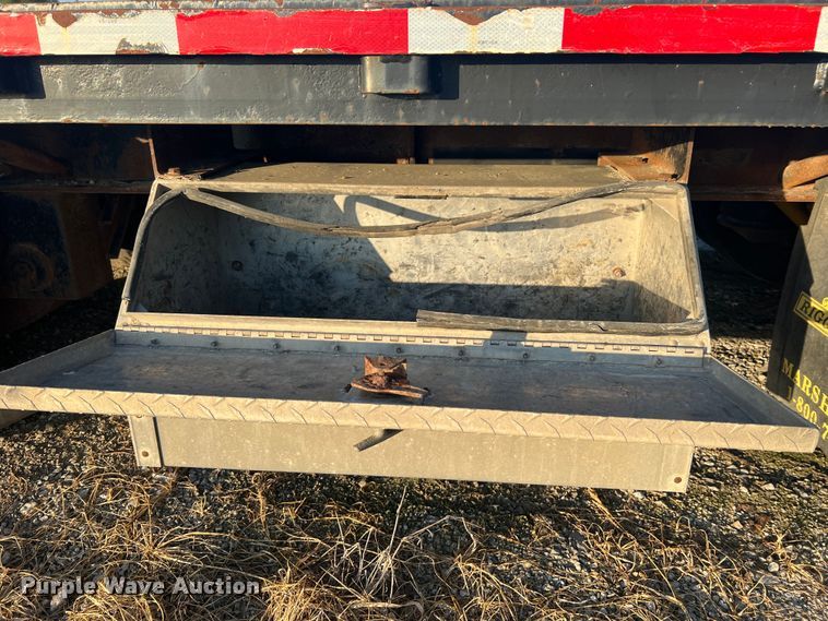 image for item JM9197 1989 Trail King TS70CS-482  drop deck trailer