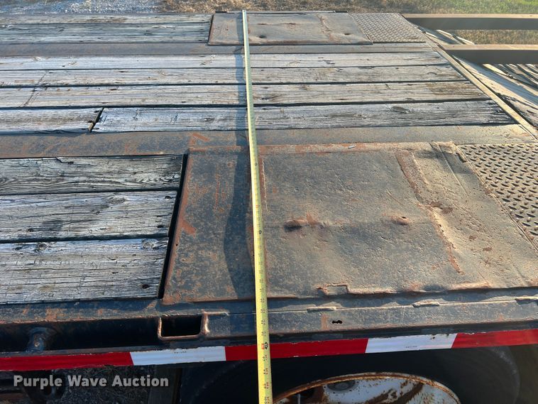 image for item JM9197 1989 Trail King TS70CS-482  drop deck trailer