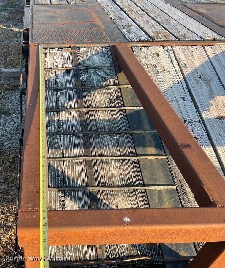 image for item JM9197 1989 Trail King TS70CS-482  drop deck trailer