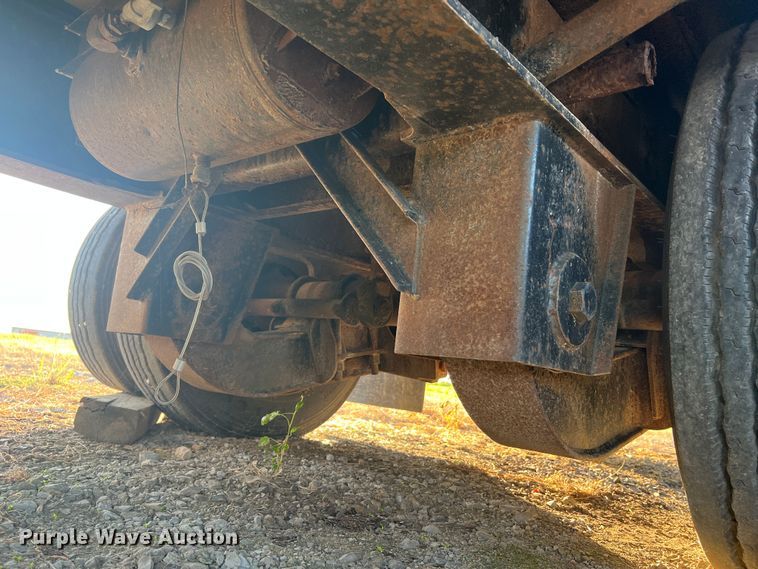 image for item JM9197 1989 Trail King TS70CS-482  drop deck trailer