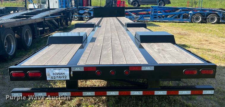 image for item JM9224 2022 Behnke Enterprise Inc. FB8X53SS-0TR-60SL  drop deck trailer