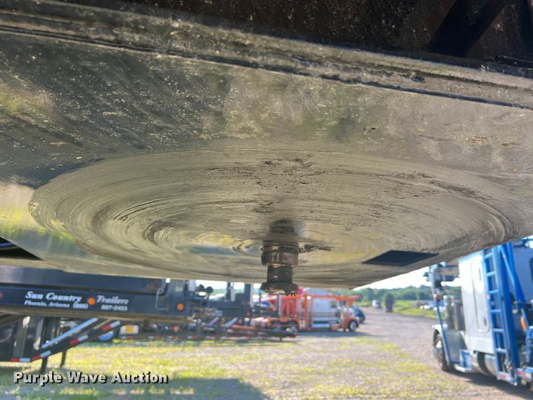 image for item JM9224 2022 Behnke Enterprise Inc. FB8X53SS-0TR-60SL  drop deck trailer