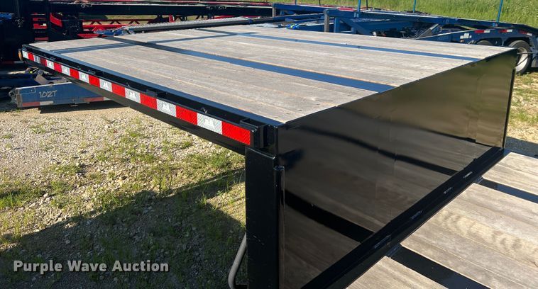 image for item JM9224 2022 Behnke Enterprise Inc. FB8X53SS-0TR-60SL  drop deck trailer