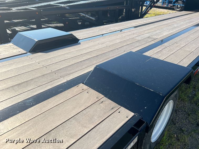 image for item JM9224 2022 Behnke Enterprise Inc. FB8X53SS-0TR-60SL  drop deck trailer