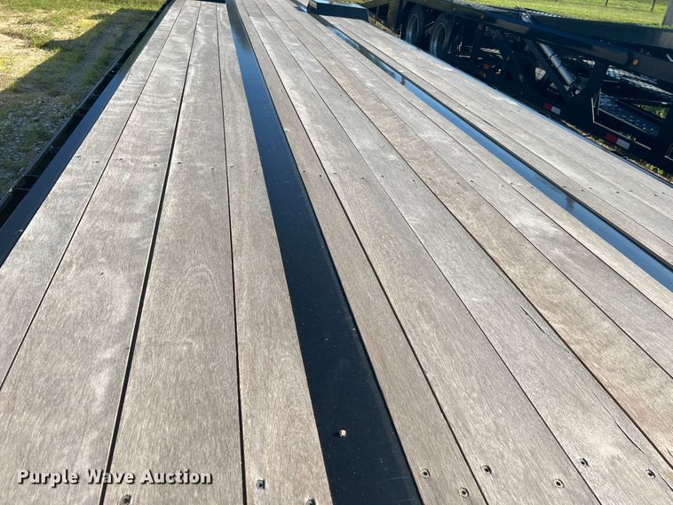 image for item JM9224 2022 Behnke Enterprise Inc. FB8X53SS-0TR-60SL  drop deck trailer