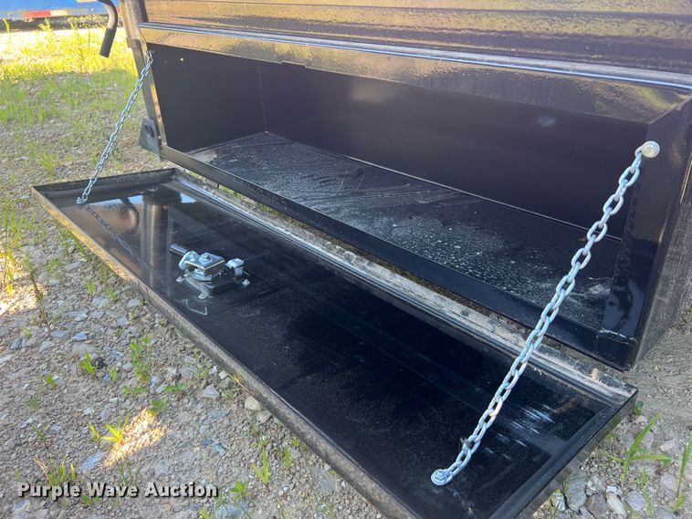 image for item JM9224 2022 Behnke Enterprise Inc. FB8X53SS-0TR-60SL  drop deck trailer