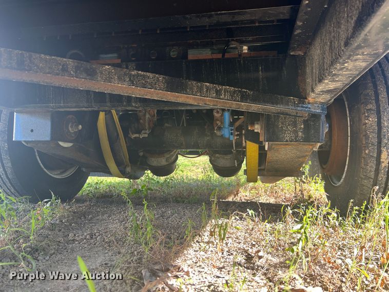 image for item JM9224 2022 Behnke Enterprise Inc. FB8X53SS-0TR-60SL  drop deck trailer
