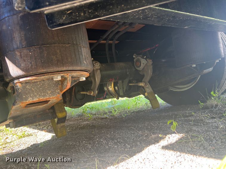 image for item JM9224 2022 Behnke Enterprise Inc. FB8X53SS-0TR-60SL  drop deck trailer