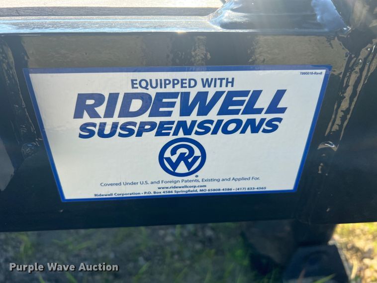 image for item JM9224 2022 Behnke Enterprise Inc. FB8X53SS-0TR-60SL  drop deck trailer