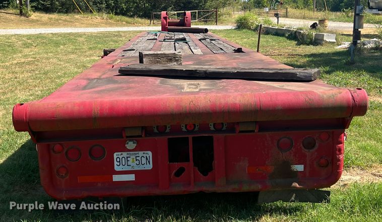 image for item JX9348 1984 Atoka  oilfield trailer