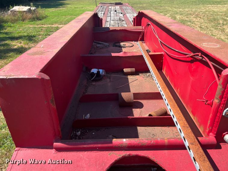 image for item JX9348 1984 Atoka  oilfield trailer