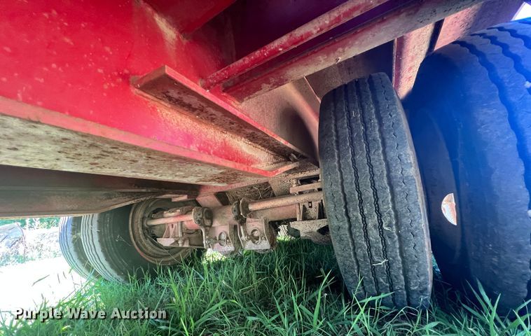 image for item JX9348 1984 Atoka  oilfield trailer