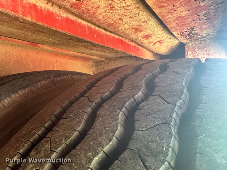 image for item JX9348 1984 Atoka  oilfield trailer