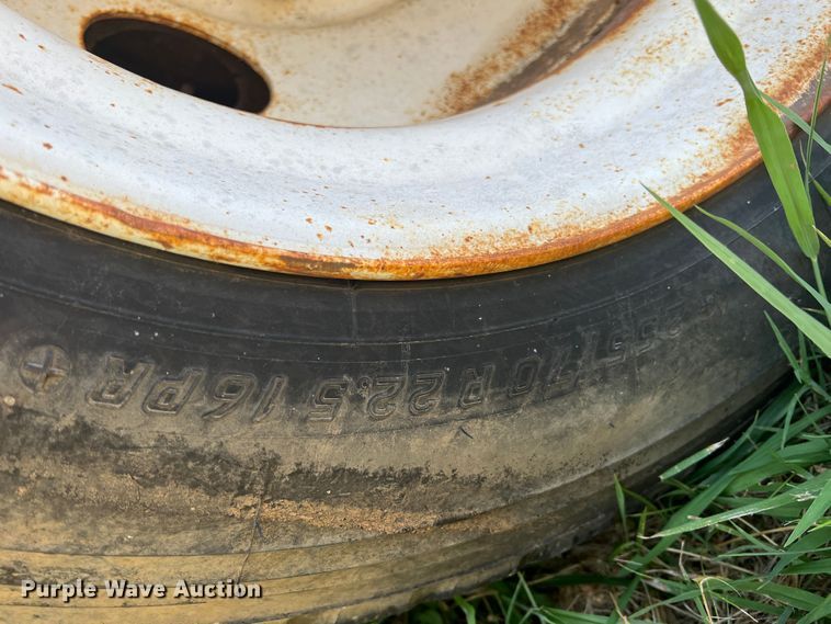 image for item JX9348 1984 Atoka  oilfield trailer