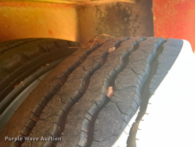 image for item JX9348 1984 Atoka  oilfield trailer