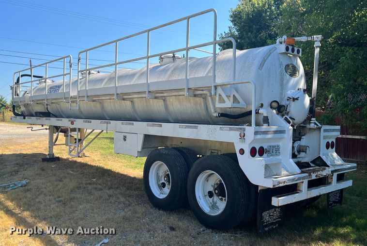 image for item JX9349 2012 Southern Vac  tank trailer