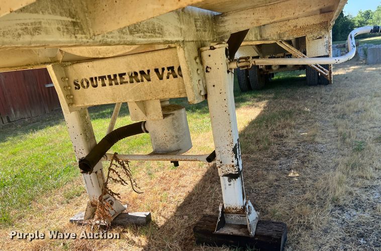 image for item JX9349 2012 Southern Vac  tank trailer