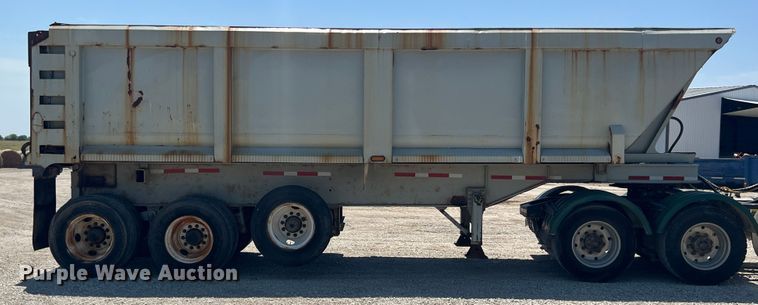 image for item JX9359 2001 Clement  end dump trailer