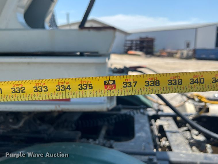 image for item JX9359 2001 Clement  end dump trailer