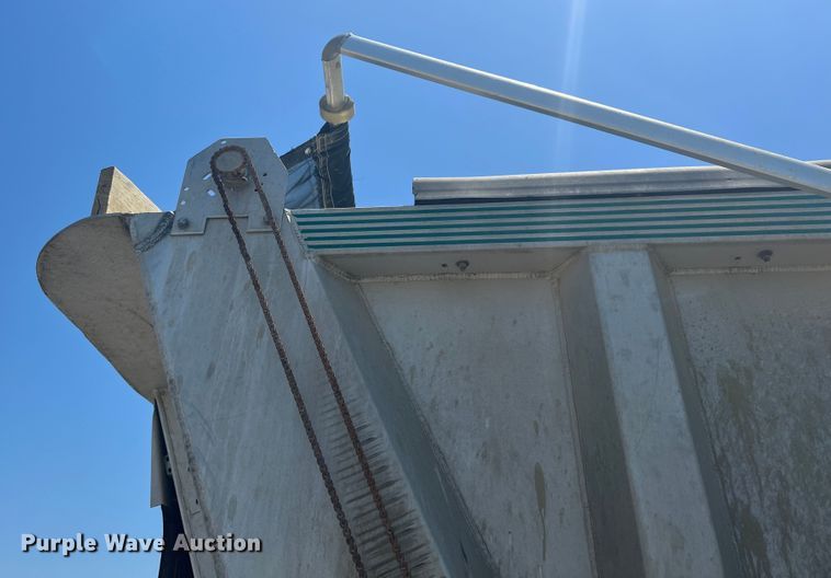 image for item JX9360 1998 Mack  end dump trailer