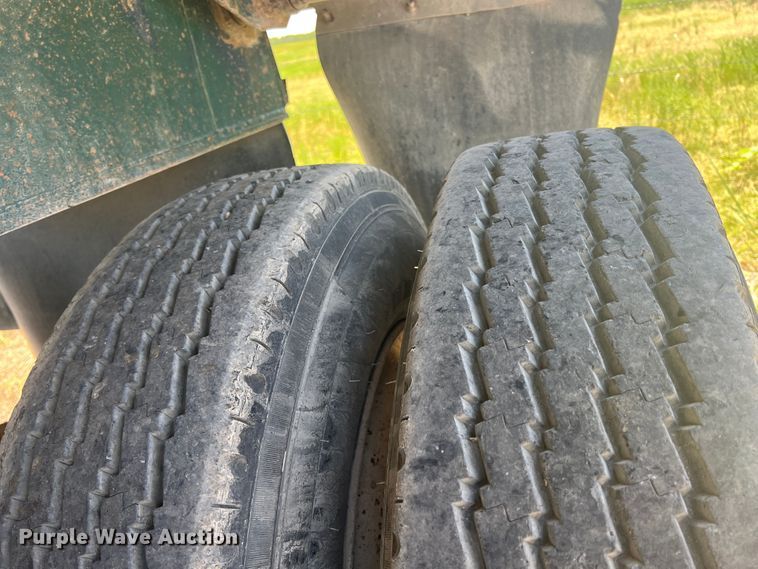 image for item JX9360 1998 Mack  end dump trailer