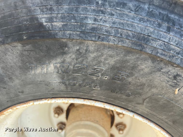 image for item JX9360 1998 Mack  end dump trailer