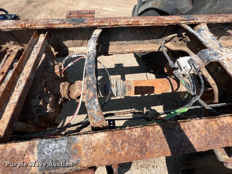 image for item JX9366 2003 International 7400  truck cab and chassis