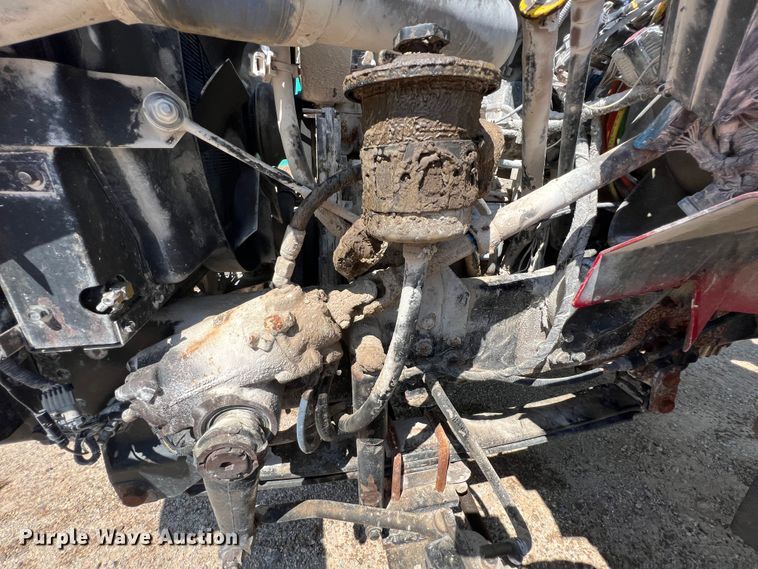 image for item JX9366 2003 International 7400  truck cab and chassis