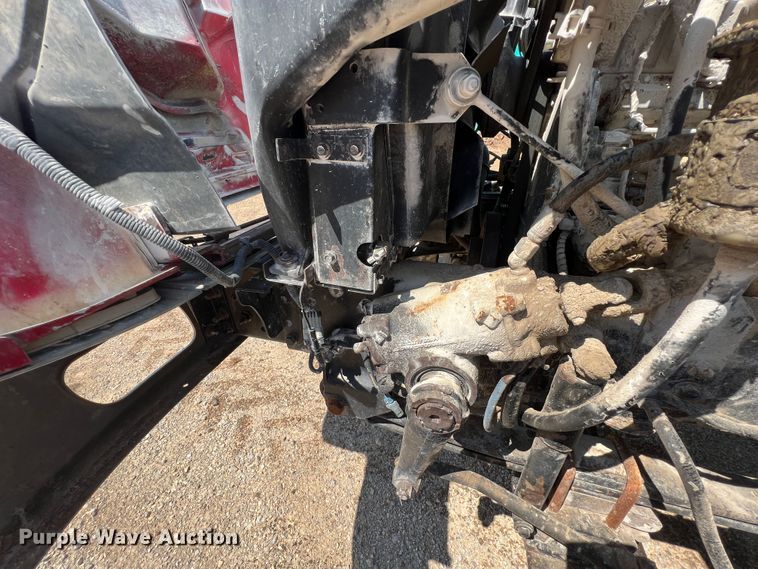 image for item JX9366 2003 International 7400  truck cab and chassis