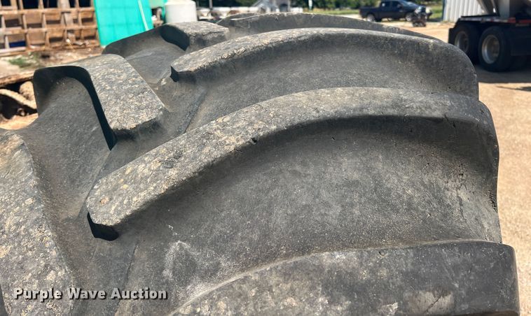 image for item JX9366 2003 International 7400  truck cab and chassis