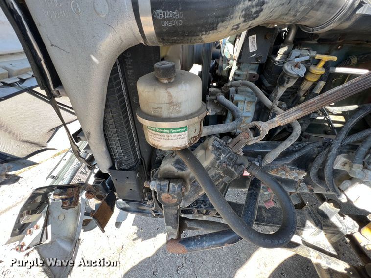 image for item JX9372 2005 Sterling 9500  truck cab and chassis