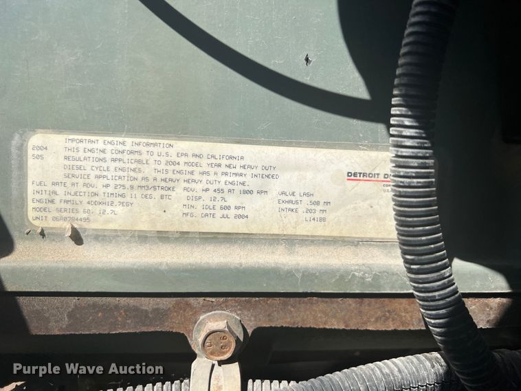 image for item JX9372 2005 Sterling 9500  truck cab and chassis