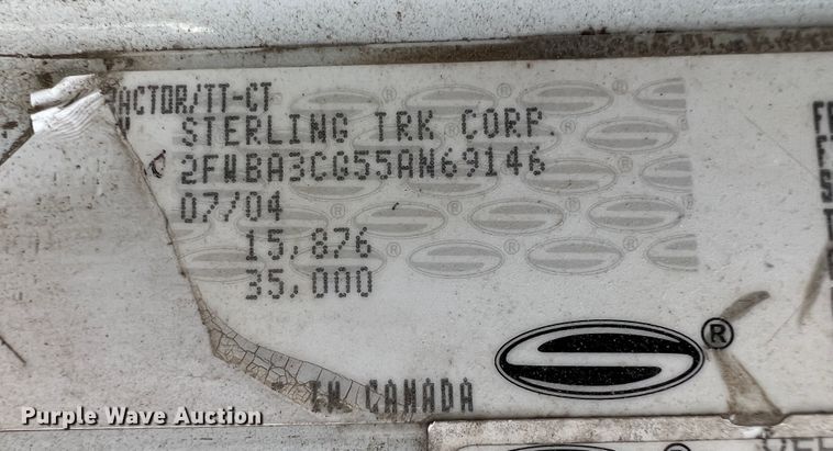 image for item JX9372 2005 Sterling 9500  truck cab and chassis