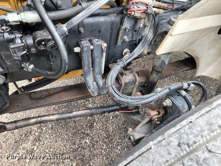 image for item KC9451 2002 International 9400i  semi truck