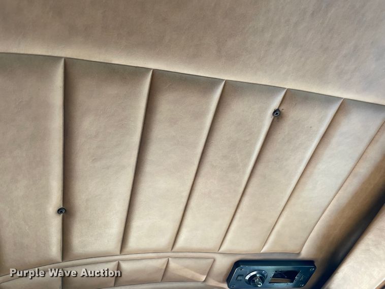 image for item KJ9716 2000 Peterbilt 378  semi truck