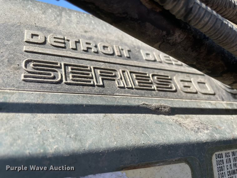 image for item KJ9716 2000 Peterbilt 378  semi truck