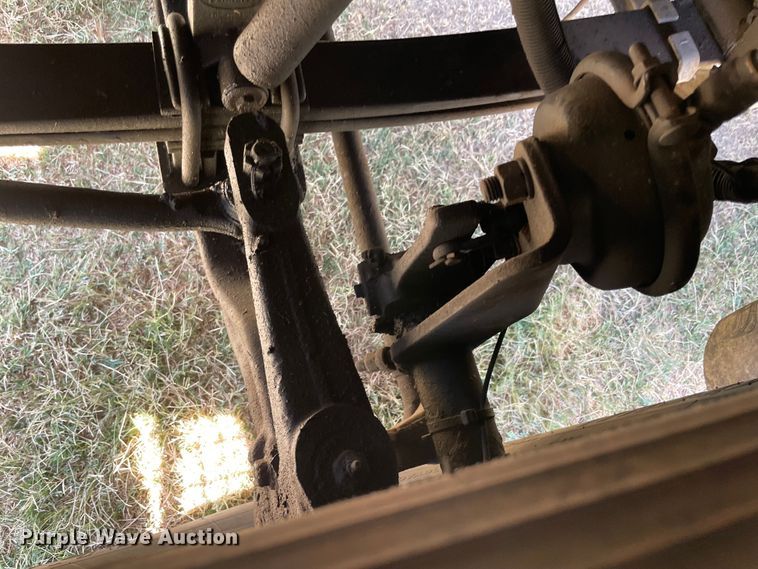 image for item KJ9716 2000 Peterbilt 378  semi truck