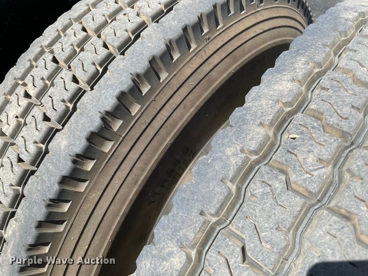 image for item KJ9716 2000 Peterbilt 378  semi truck