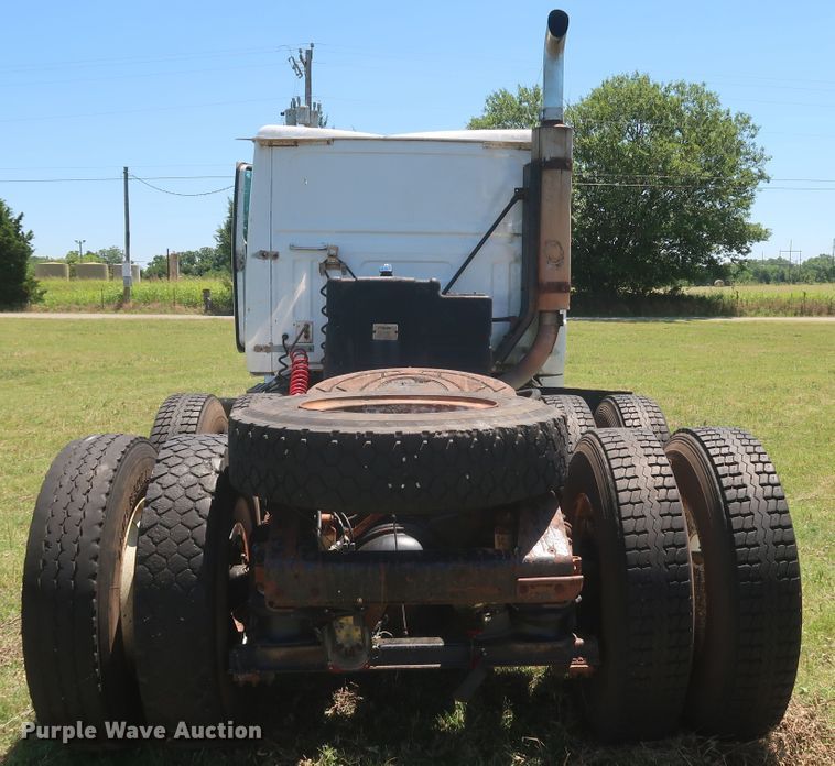image for item KR9891 1989 White GMC Aero WIA  semi truck