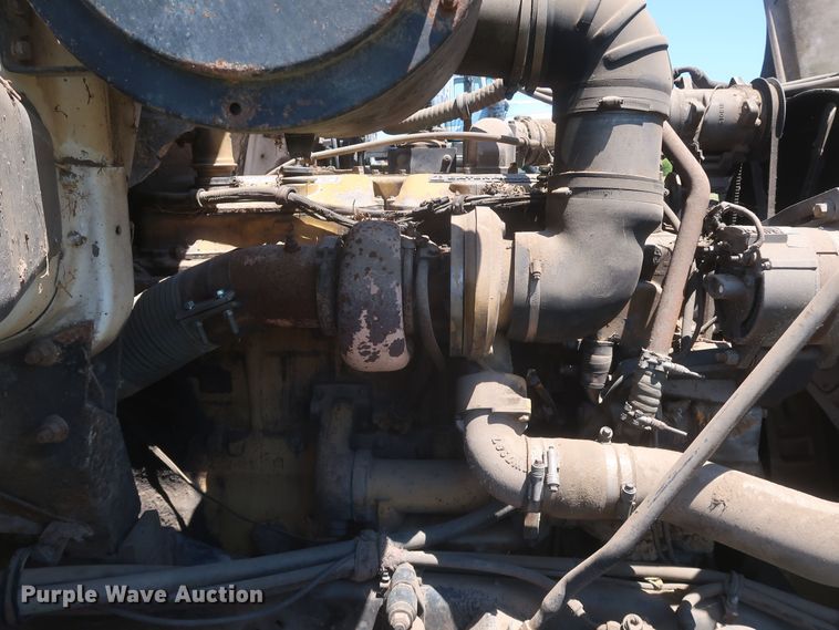 image for item KR9891 1989 White GMC Aero WIA  semi truck