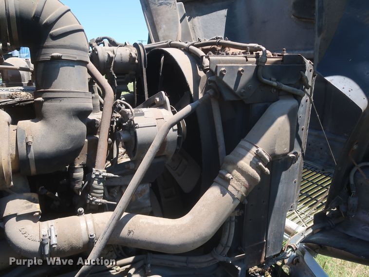 image for item KR9891 1989 White GMC Aero WIA  semi truck