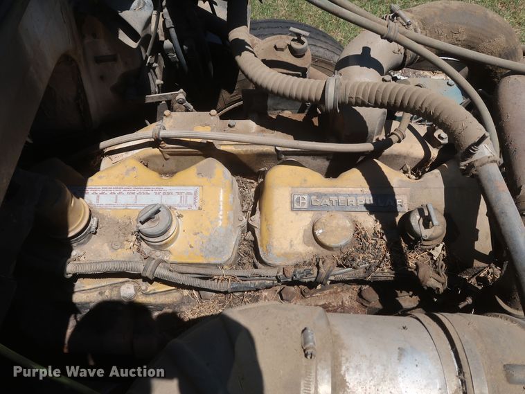 image for item KR9891 1989 White GMC Aero WIA  semi truck