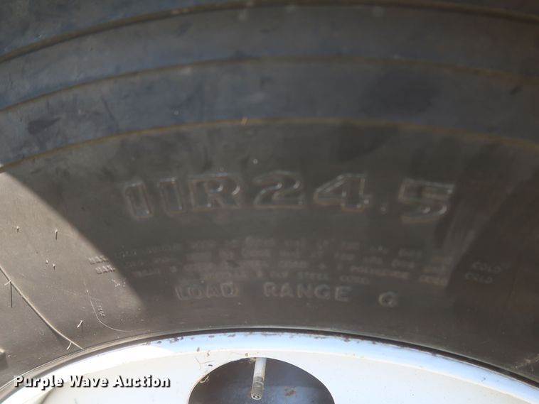 image for item KR9891 1989 White GMC Aero WIA  semi truck