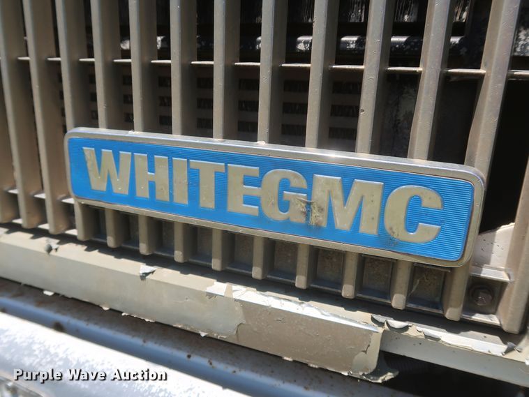 image for item KR9891 1989 White GMC Aero WIA  semi truck