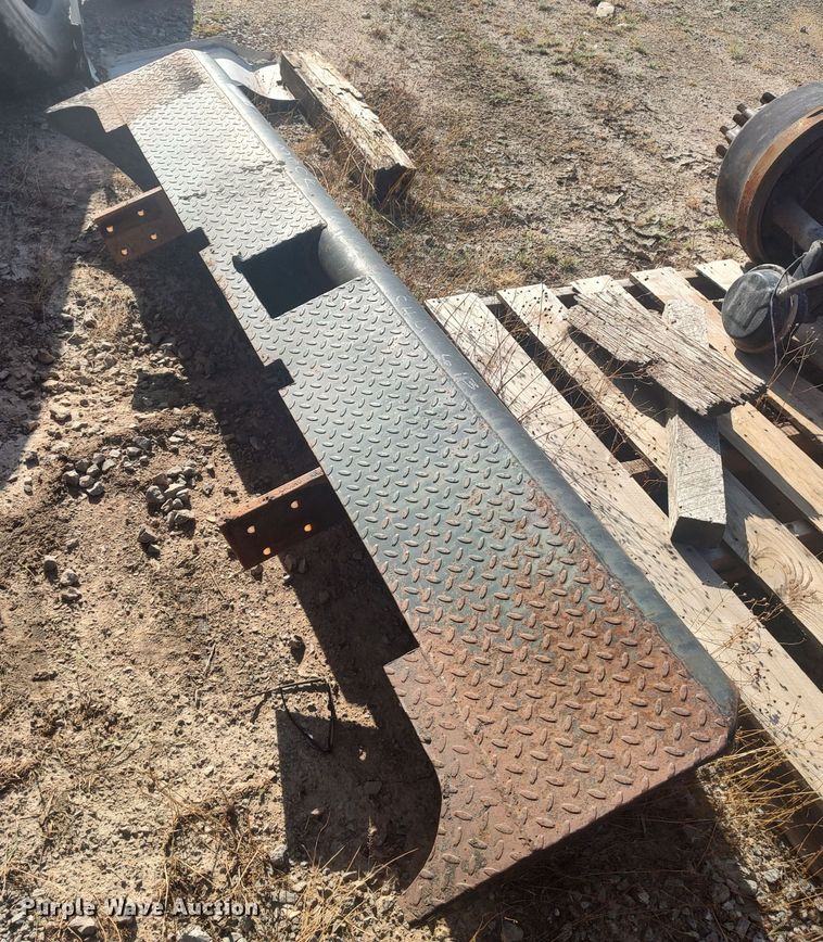 image for item LK9039 Steel bumper